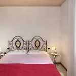 Edera Marina di Pietrasanta