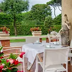 Edera Hotel