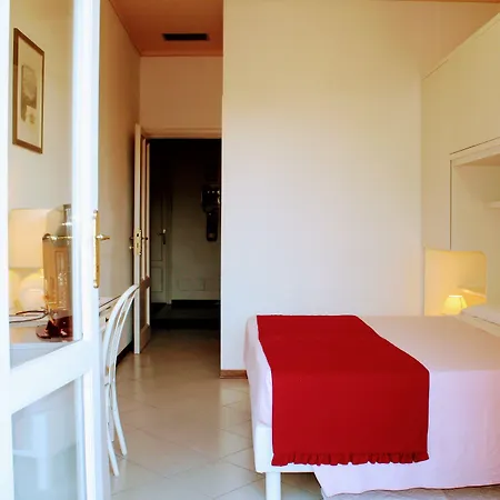 Edera Hotel 4*