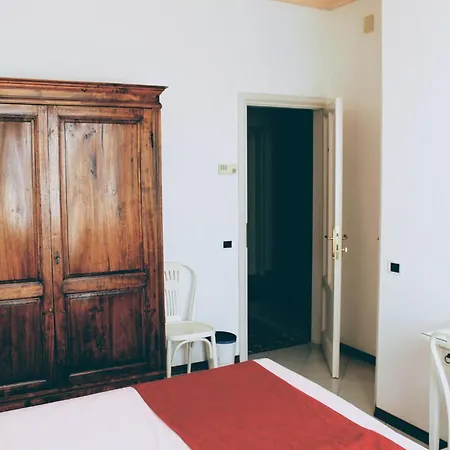 Edera Otel