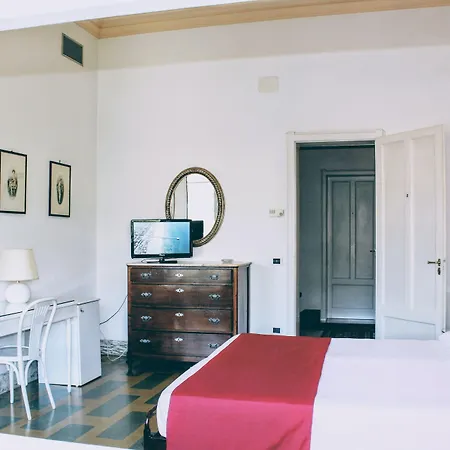 艾德拉别墅酒店