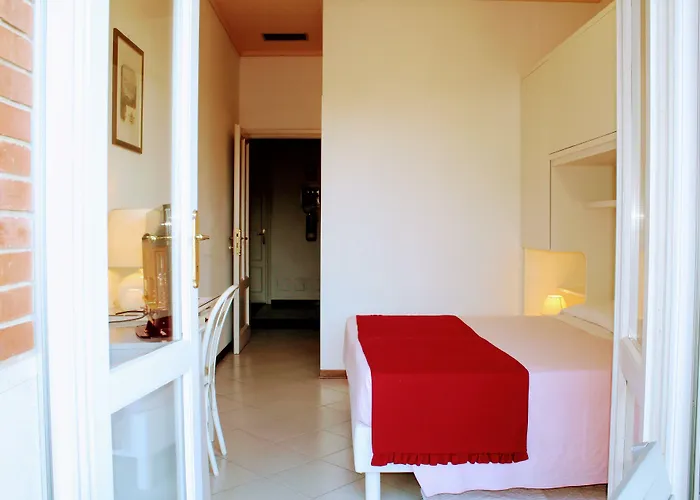 艾德拉别墅酒店 酒店 4*