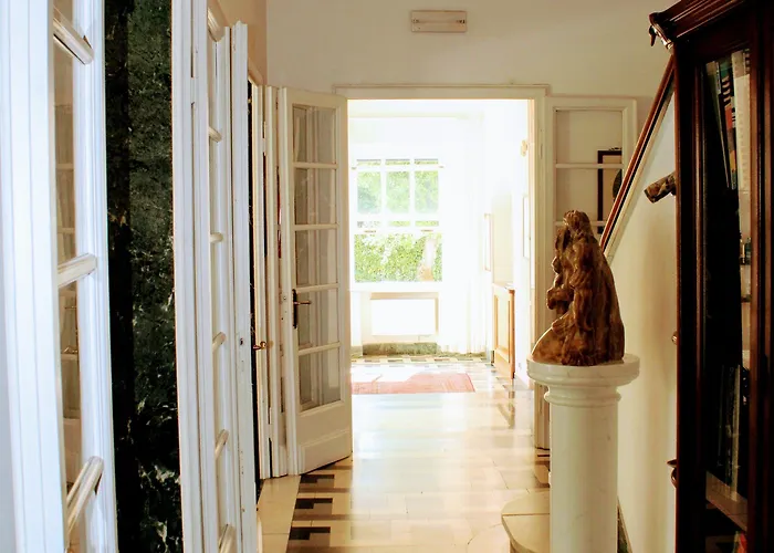 艾德拉别墅酒店