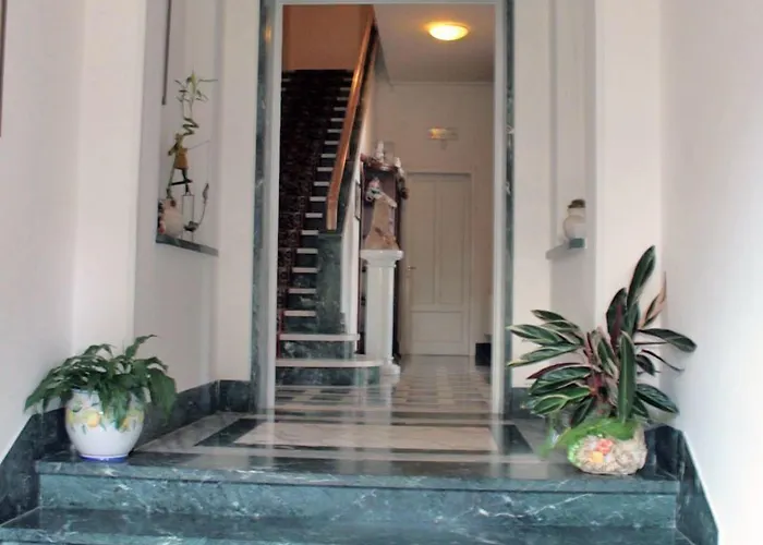 艾德拉别墅酒店 4*